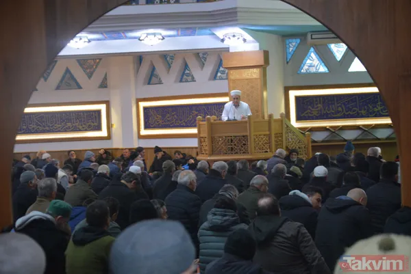 Regaip Kandili dualarla idrak edildi... Vatandaşlar camilere akın etti - 27