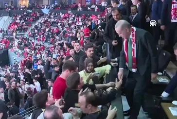 Başkan Erdoğan'dan 12 Dev Adam'a destek
