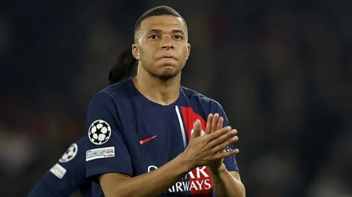 psgnin-dunya-yildizi-kylian-mbappe-ayriligi-resmen-acikladi-hedefte-real-madrid-mi-var-1715367468468.jpeg PSG'nin dünya yıldızı Kylian Mbappe ayrılığı resmen açıkladı! Hedefte Real Madrid mi var?-3