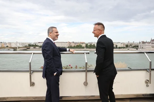 macaristan-disisleri-bakani-szijjartodan-turkiye-aciklamasi-bu-yeni-cagda-turkiyenin-rolu-cok-daha-buyuk-1690556490399.jpeg Macaristan Dışişleri Bakanı Szijjarto'dan Türkiye açıklaması: Bu yeni çağda Türkiye'nin rolü çok daha büyük-2