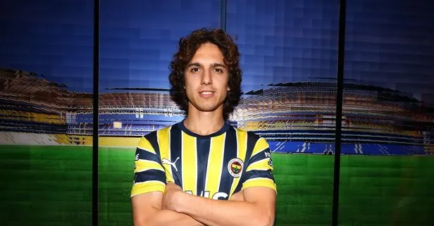 Emre Demir resmen Fenerbahçe’de! İmzalar atıldı: 4.5 yıllık imza