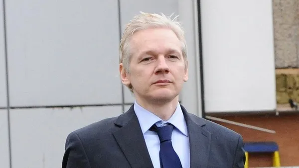 son-dakika-haberi-julian-assange-hakkinda-karar-cikti-ingilizler-abdye-iadeyi-reddetti-1609758927613.jpg