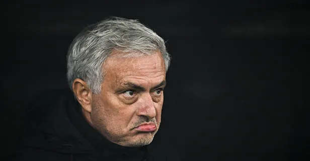 Jose Mourinho Fenerbahçe'deki 15 aylık karnesiyle sınıfta kaldı