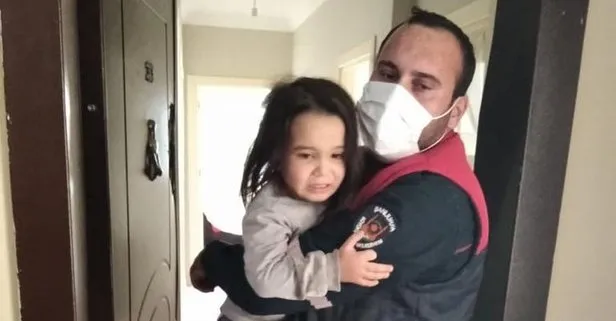 2 çocuğun ağlama sesleri itfaiyeyi harekete geçirdi