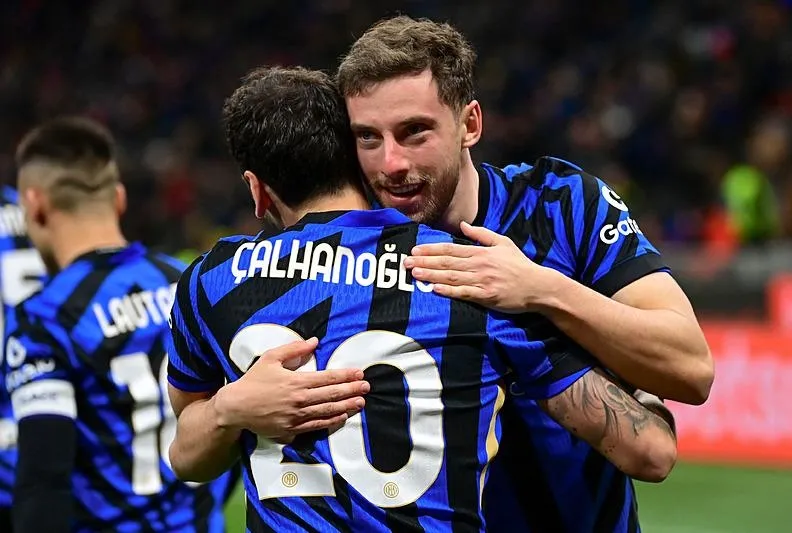 Hakan Çalhanoğlu’nun asisti 3 puanı getirdi!