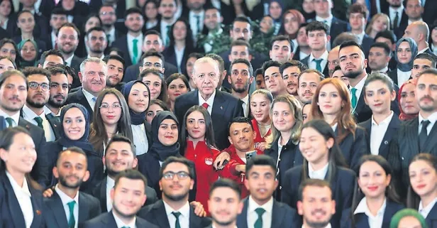 Başkan Erdoğan 19 Mayıs'ta gençlerle buluştu!