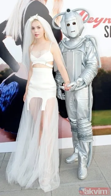 Demet Akalın yine magazin dünyasının gündeminde! Aleyna Tilki ve Demet Akalın gerilimi tırmanıyor - 13