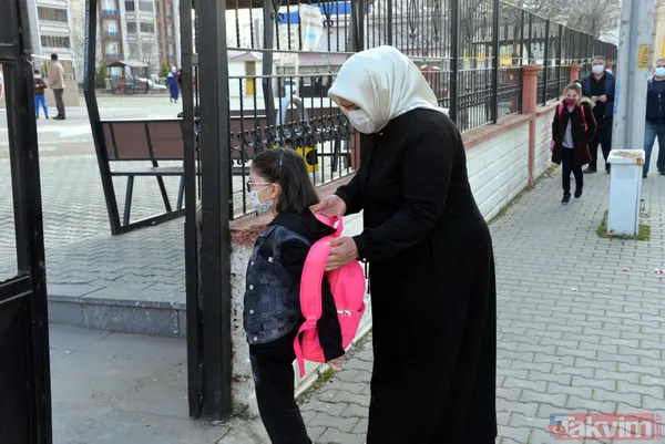 SON DAKİKA: Yüz yüze eğitim ne zaman? Yüz yüze eğitim bu sabah başladı - 3