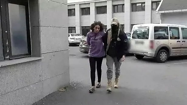 taksimdeki-teror-saldirisinda-yeni-gelisme-pkkli-terorist-ahlam-albashir-ile-birlikte-36-supheli-hakkinda-iddi-1676380347682.jpeg Taksim'deki terör saldırısında yeni gelişme! PKK'lı terörist Ahlam Albashir ile birlikte 36 şüpheli hakkında iddianame düzenlendi-2