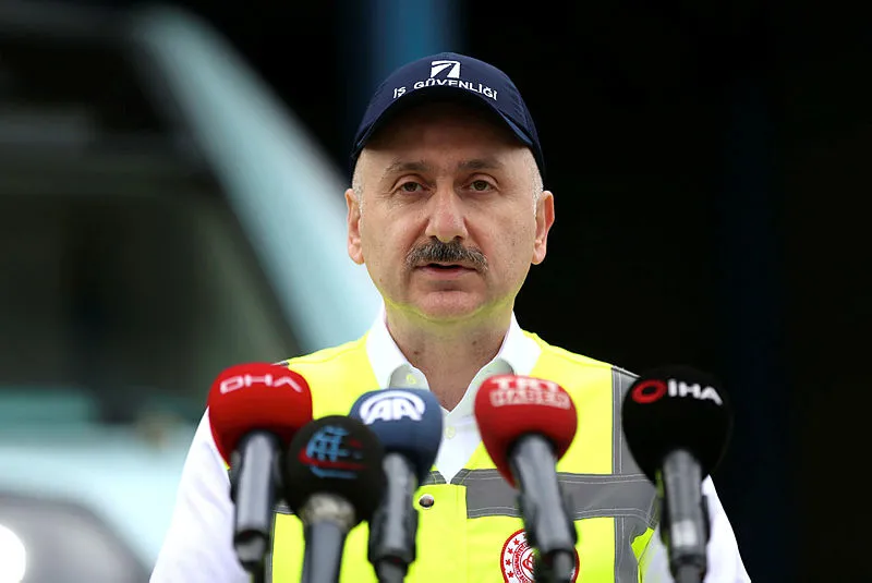 Son dakika: Milli elektrikli tren için tarih belli oldu! Ulaştırma ve Altyapı Bakanı Adil Karaismailoğlu duyurdu - 3