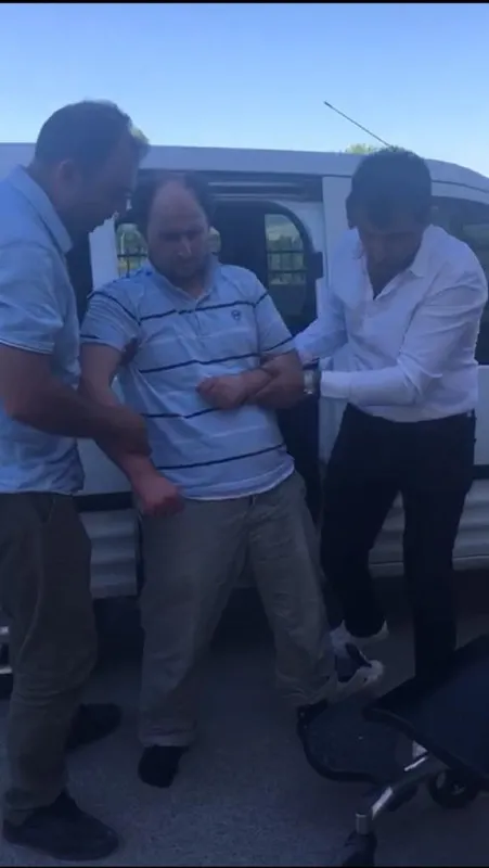 Polise zorluk çıkaran FETÖ'cü böyle götürüldü-3
