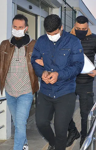 Adana merkezli 13 ilde oto hırsızlığı operasyonu kapsamında 49 şüpheli hakkında gözaltı kararı