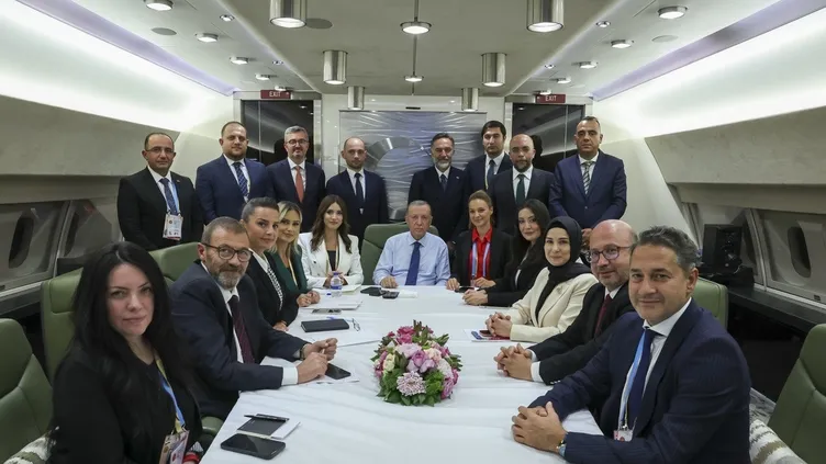 Başkan Erdoğan'dan Macaristan dönüşü flaş açıklamalar!