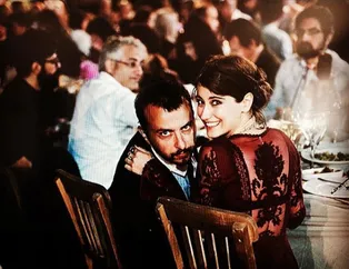Hazal Kaya ile Ali Atay ne zaman evleniyor? Hazal Kaya Instagram hesabından nişan yüzüğüyle fotoğrafını paylaştı!