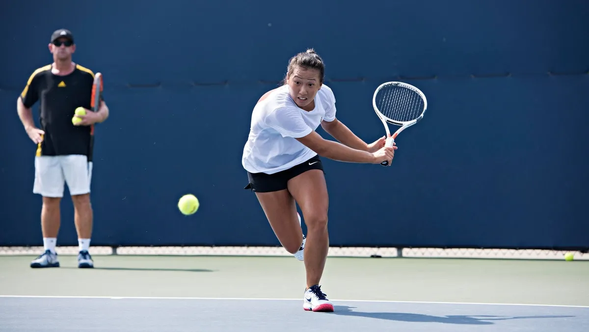 zeynep-sonmez-wimbledonda-2-tura-yukseldi-iste-siradaki-rakibi-1782755420984.jpeg Claire Liu.