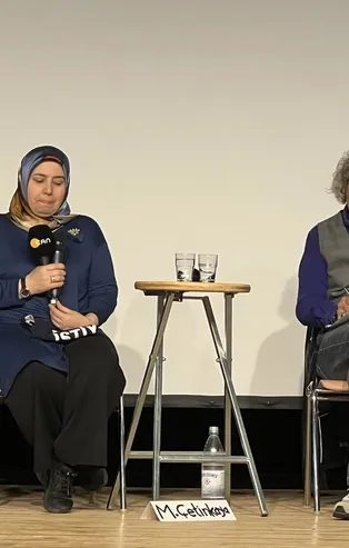 CHP, FETÖ, HDPKK ve Tabipler Birliği Köln'deki ihanet konferansında kol kola! Vitrin mankeni Melek Çetinkaya haşhaşi akladı