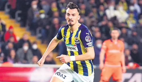 fener-emre-can-icin-hamle-yapti-oyuncunun-menajeri-ile-sicak-temas-1688332647852.jpeg