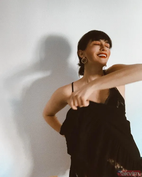 Hande Doğandemir pembe mayosuyla amuda kalktı! Sosyal medyayı kasıp kavurdu o iddialara meydan okudu - 20