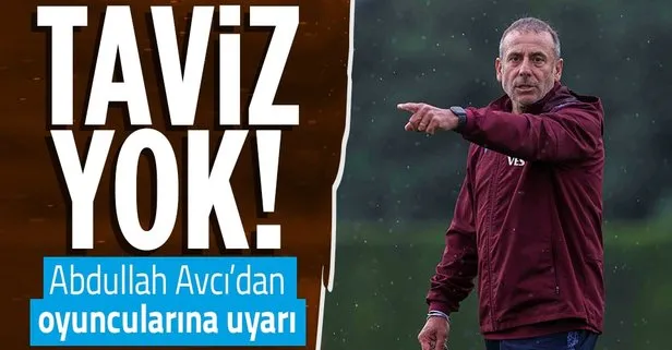 Trabzonspor teknik direktörü Abdullah Avcı’dan oyuncularına uyarılar! Topu bırakma pas oyununda kal!
