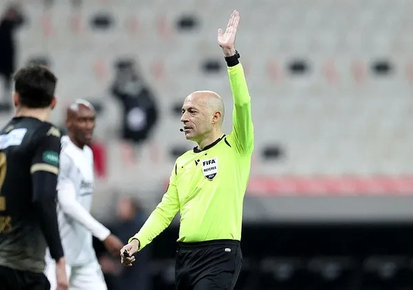 Aboubakar derbi sonrası arkadaşlarından özür diledi (Yurttan ve dünyadan spor gündemi)-8