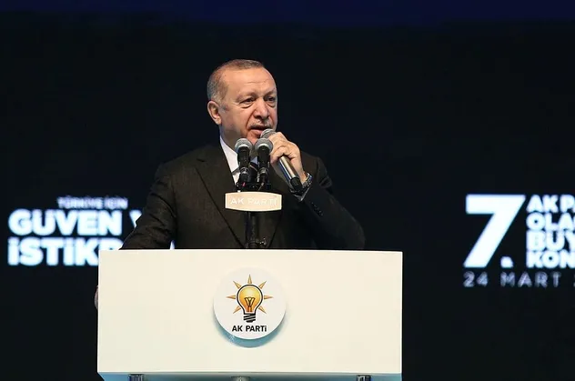 Başkan Erdoğan'dan vatandaşlara döviz ve altın çağrısı! "Battık bittik diyenlere inanmayın"