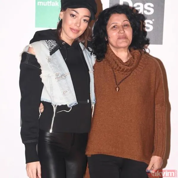 Resmen kendisini doğurmuş! Neslihan Atagül Rus güzeli annesini paylaştı: İkiz gibiler! - 13