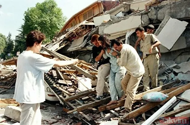 Hükümetin deprem bölgesine ancak 3 gün sonra geldiği 17 Ağustos'un üzerinden 22 yıl geçti