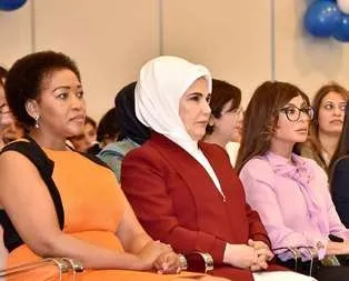 Emine Erdoğan ve lider eşlerinden okul ziyareti