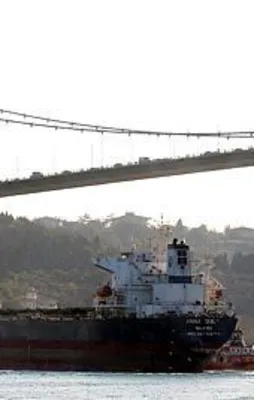 İstanbul Boğazı'nda korku dolu anlar