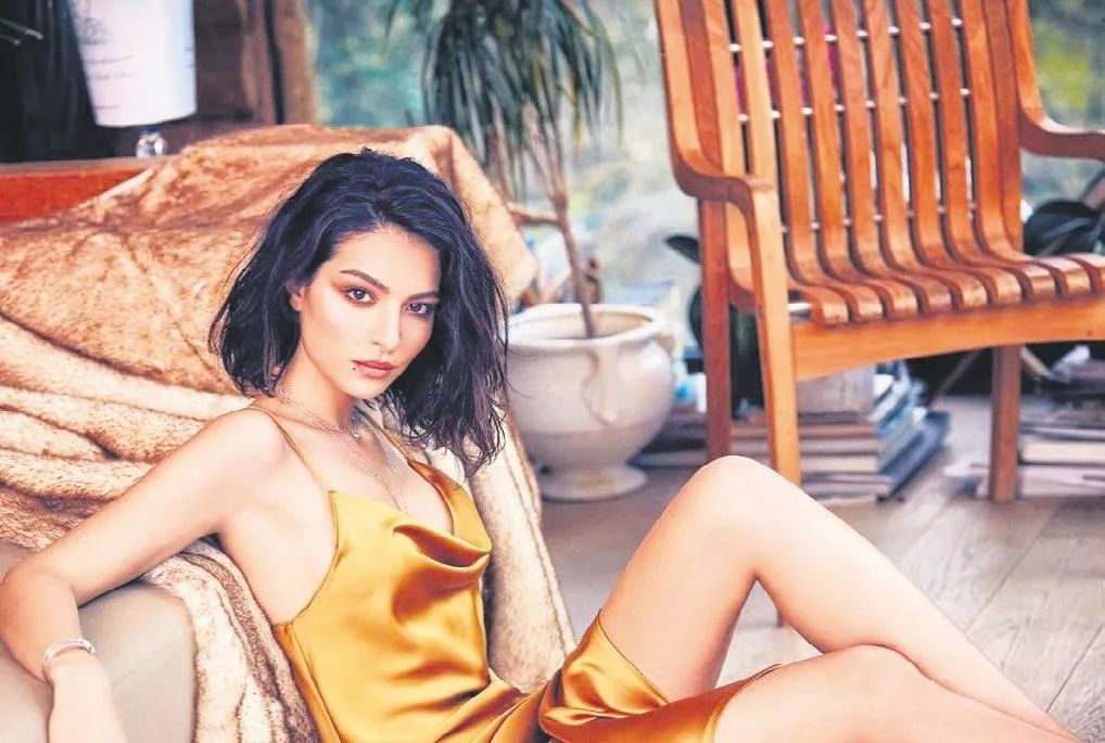 Evlilik teklifi havada kaldı!