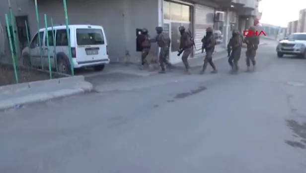 Şırnak'ta PKK/KCK operasyonu: 8 gözaltı (Video)