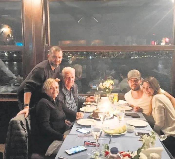 ailenin kizi asli takvim