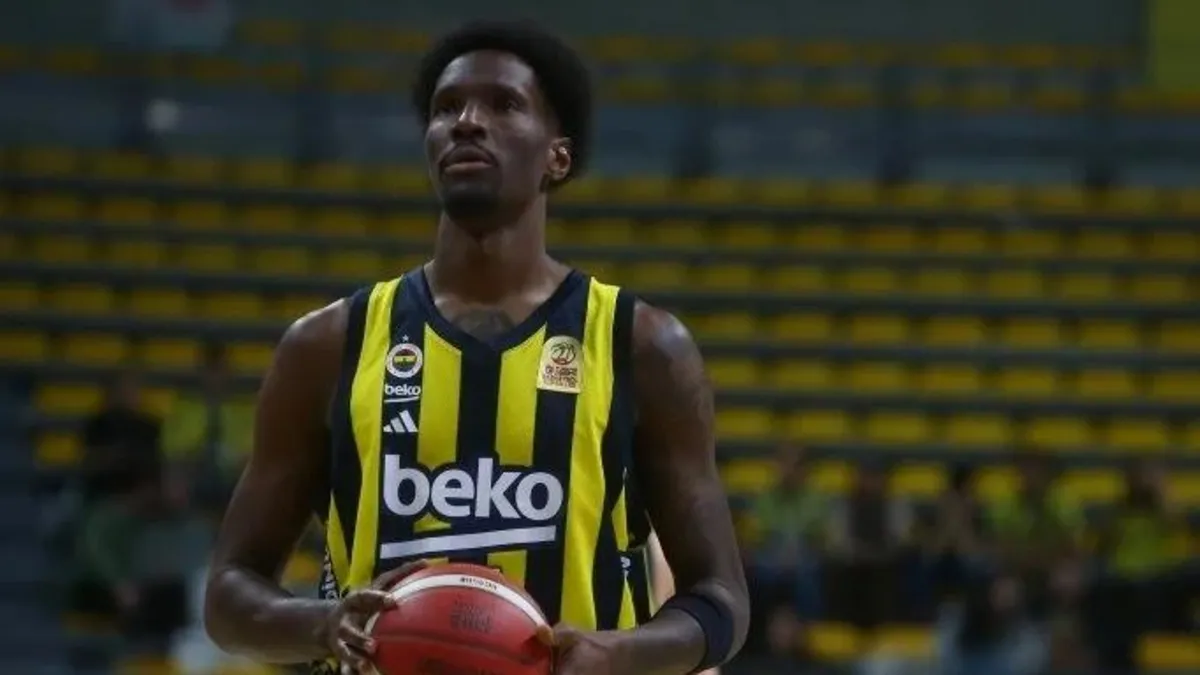 Hayes-Davis yine en iyi 5'te!