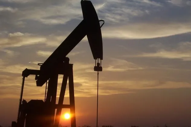 ABD'nin ham petrol stokları azaldı
