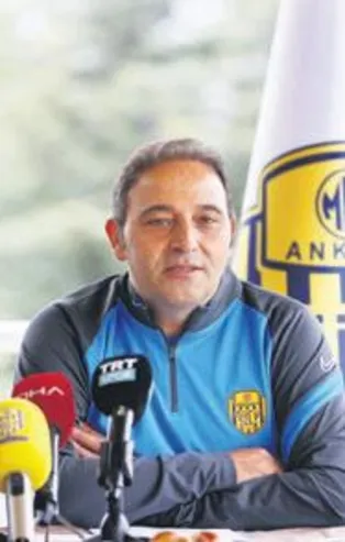 Fuat Çapa: 10 futbolcu kadroda yok