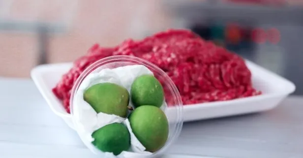 1 kilo kıyma fiyatına 4 adet yeşil erik! Fiyatı sormadan alıyorlar