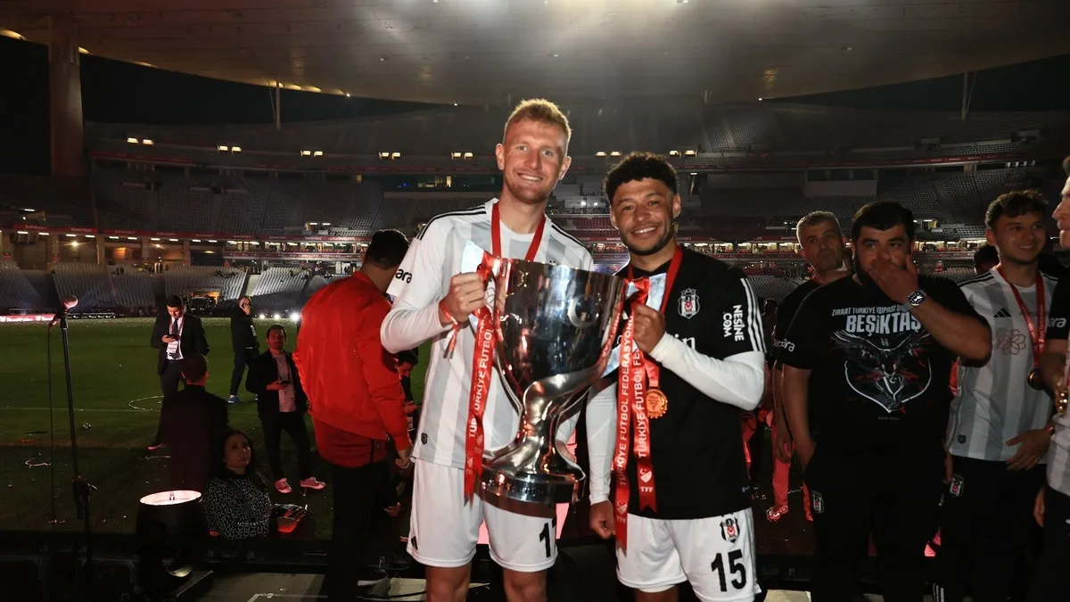 Joe Worrall Beşiktaş'a veda etti!