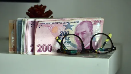SSK ve Bağ-Kur emeklilerine taban aylık farkı! Temmuz artışı ne zaman yatacak kim ne kadar alacak? İşte zamlı maaş tablosu