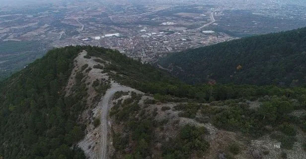 Son dakika: Denizli'de düşen uçağın yeri tespit edildi! Enkaza ulaşılmaya çalışılıyor