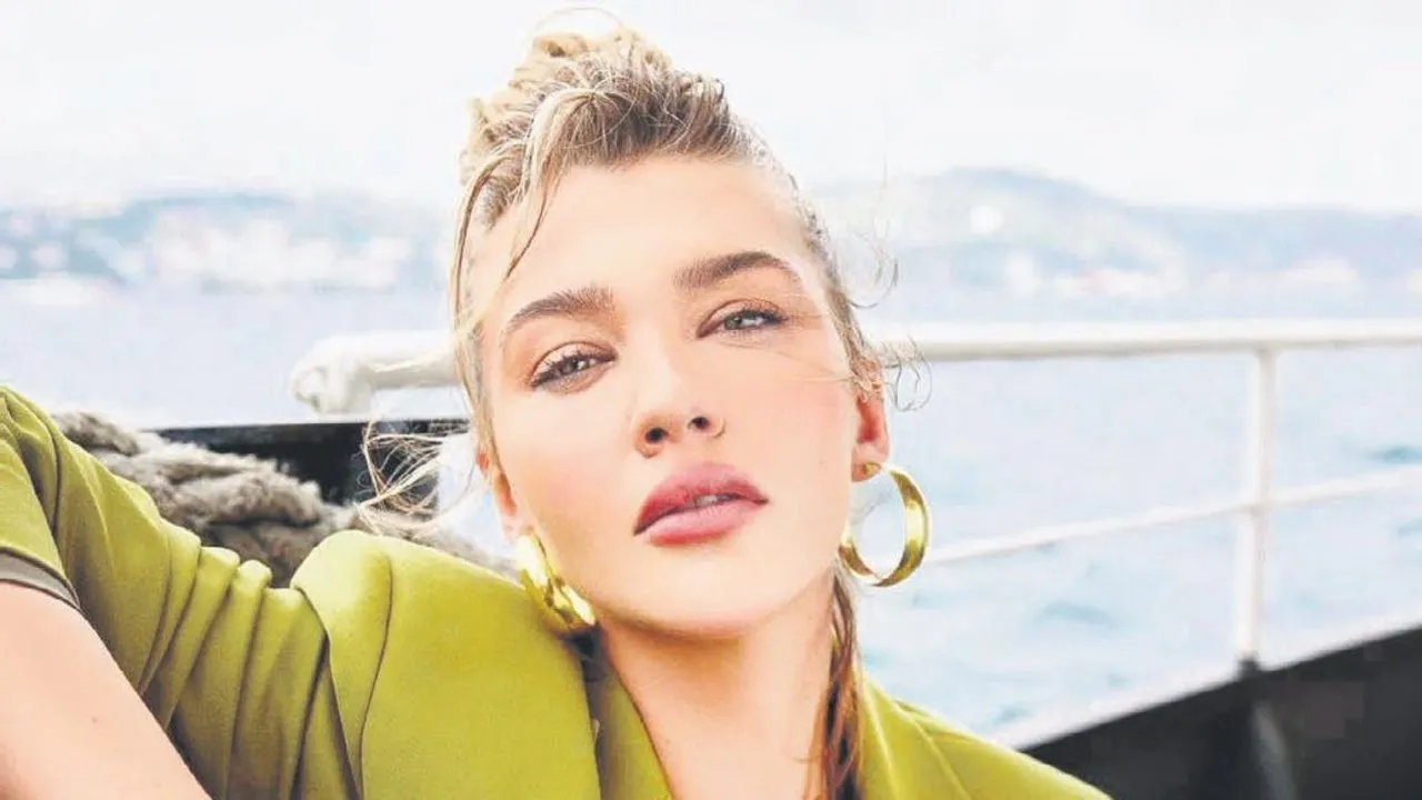 Melisa Döngel’den Instagram yorumu: ’’İkişer ikişer paylaşacağım’’