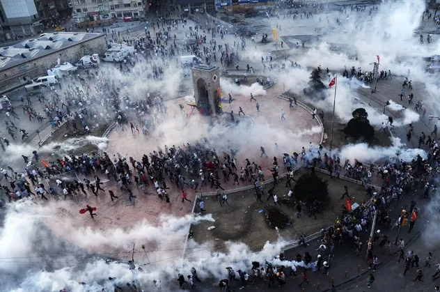 Gezi Parkı olaylarından sonra Soros ve Fetullah Gülen ile görüşmüşler