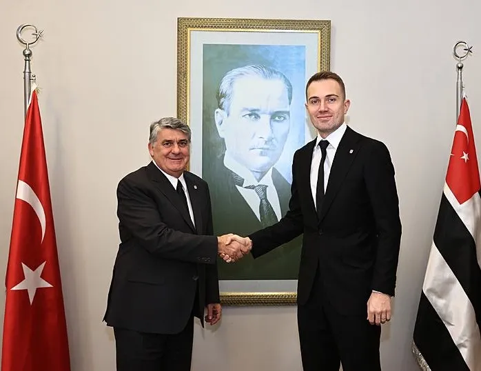 Mert Günok imzayı attı