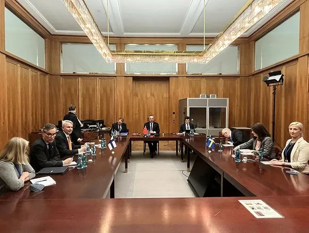 1652655400371.jpeg Rusya korkusundan NATO'ya girmeye çalışan terörist misafirhanesi İsveç'e Türkiye freni-3