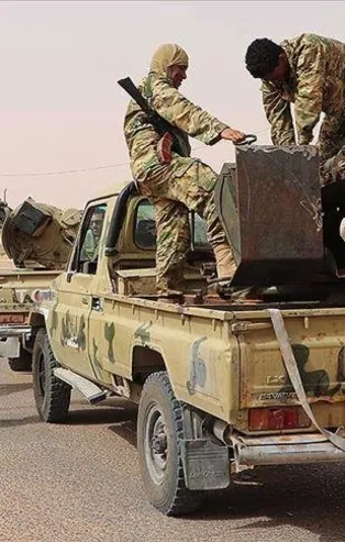 120 Libyalı askere eğitim