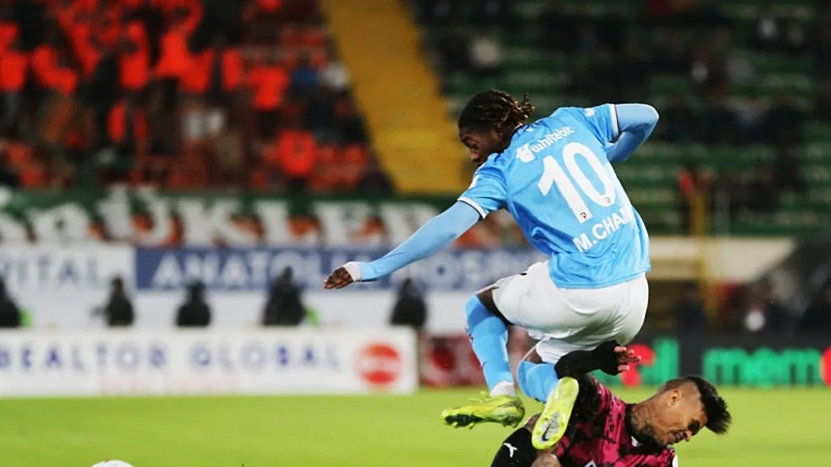 Fırtına Akdeniz'de kayıp! Trabzonspor Alanyaspor'a 2-1 yenildi