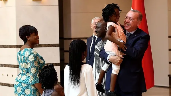 Başkan Recep Tayyip Erdoğan Senegal'de JAMRA isimli sivil toplum kuruluşu tarafından yılın kişisi seçildi-1