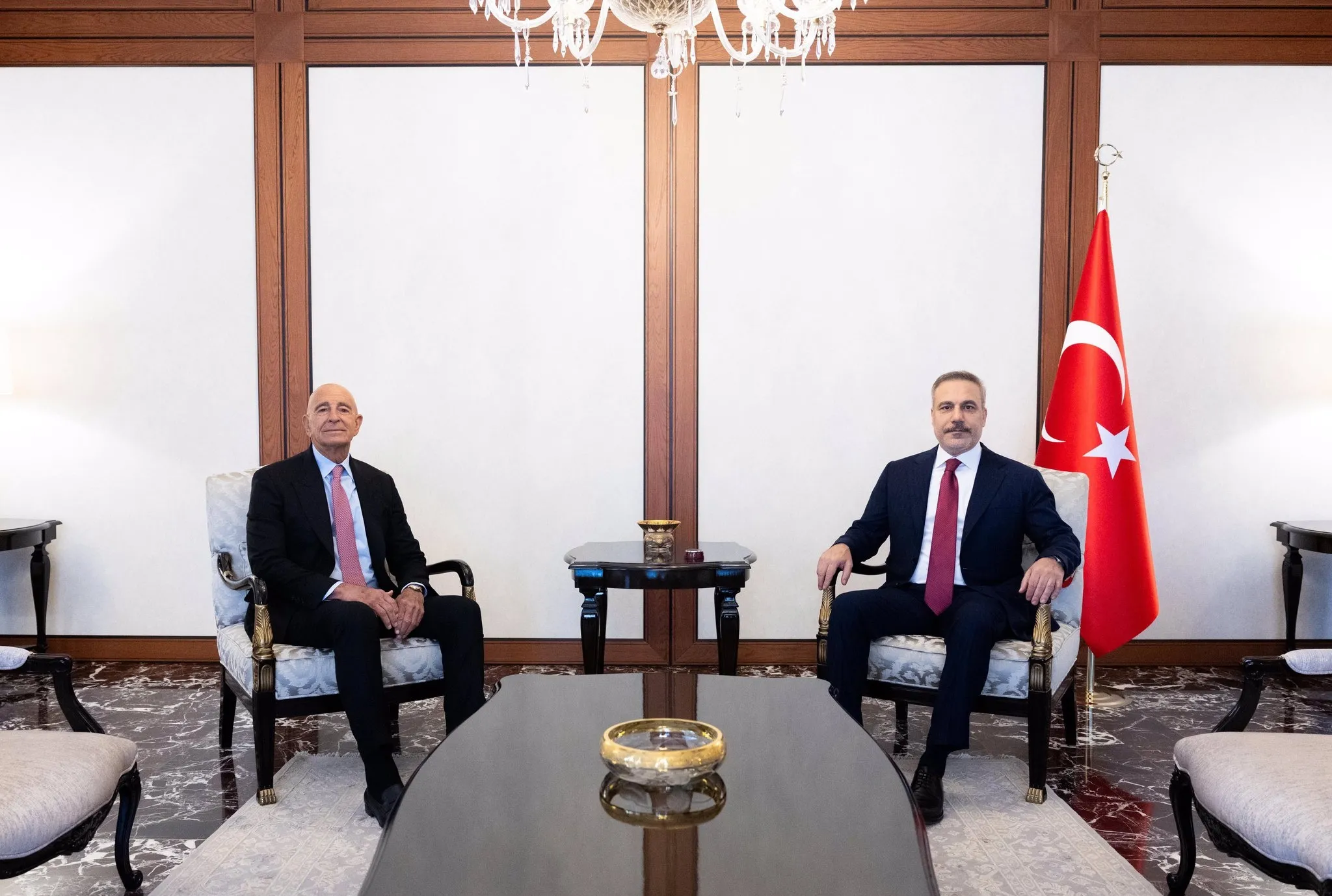 Fidan Barrack’ı kabul etti