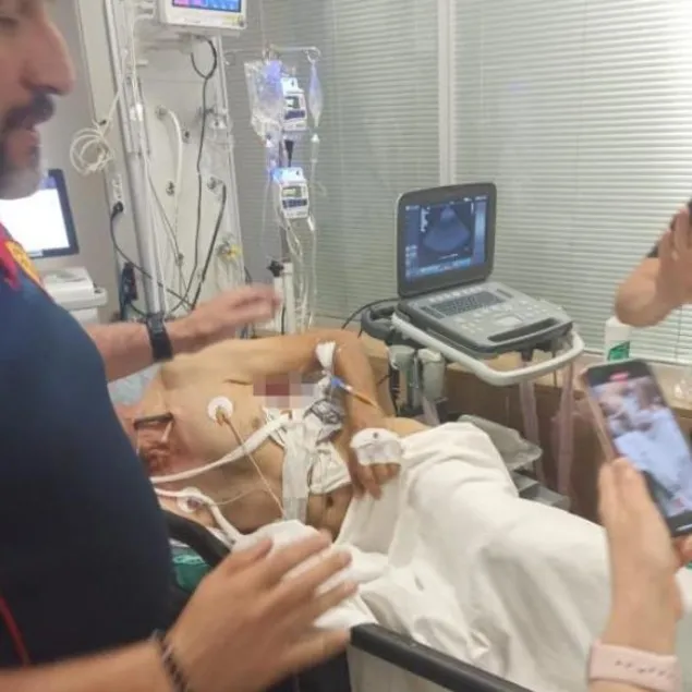 1,5 metrelik demir vücuduna girdi!