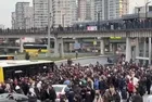 Klasik CHP İstanbul'u! Yenikapı-Atatürk Havalimanı metrosu arızalandı vatandaş otobüs duraklarına akın etti! Ekrem İmamoğlu'na isyan var!