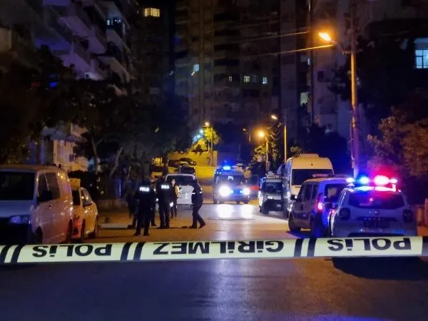Adana'da alacak-verecek kavgası kanlı bitti: 4 yaralı-2